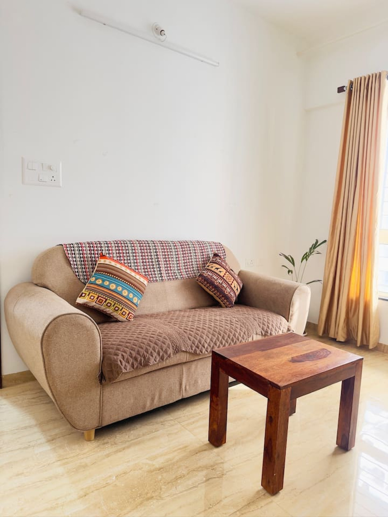 Eagle's Nest: Beautiful 2 BHK AC flat Baner Road — stay in Baner, India | Bleisure