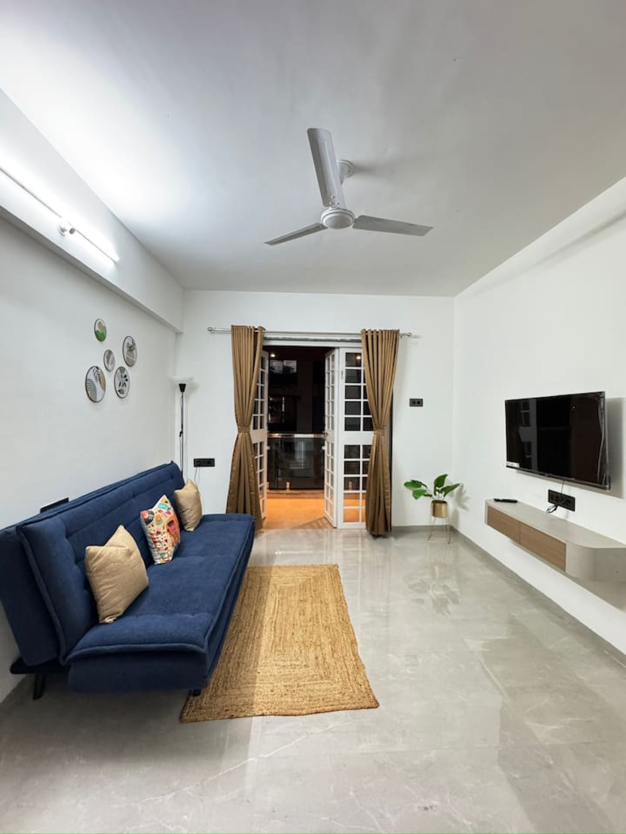Osprey House: Modern AC 1BHK Stay by Bleisure — stay in Pimpri-Chinchwad, India | Bleisure