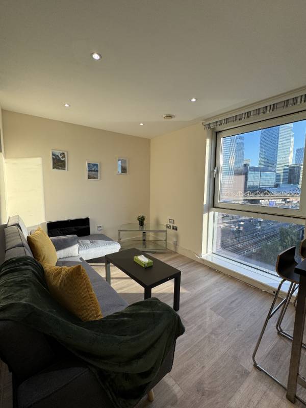 Cozy 1BR Apartment in Canary Wharf, London — stay in Greater London, United Kingdom | Bleisure